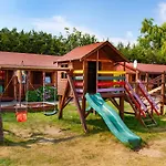 Feriehus Letniskowe Forest Nad Morzem